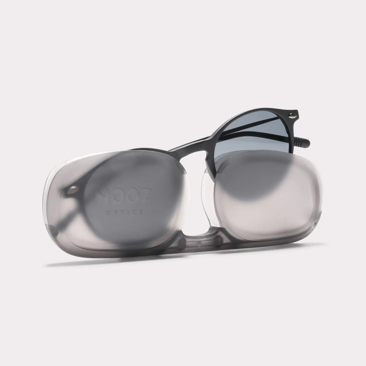 CRUZ Solar Multidistancia · Black · estuche